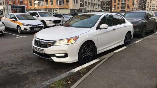 Honda Accord, Бензин, 2017