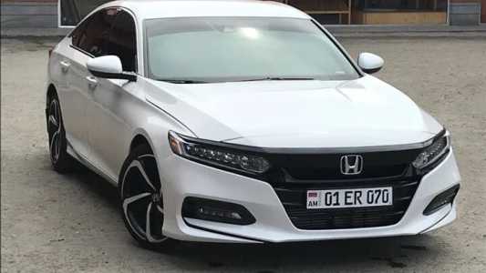 Honda Accord, Бензин, 2018