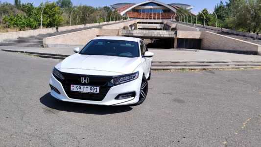 Honda Accord, Бензин, 2018