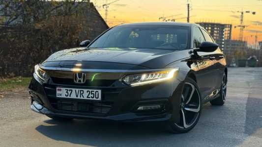 Honda Accord, Бензин, 2020