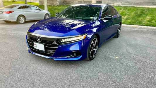 Honda Accord, Бензин, 2022