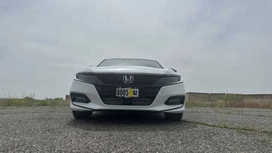 Honda Accord, Бензин, 2022