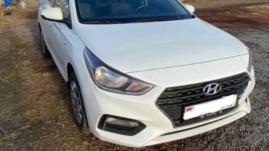 Hyundai Accent, Бензин, 2017