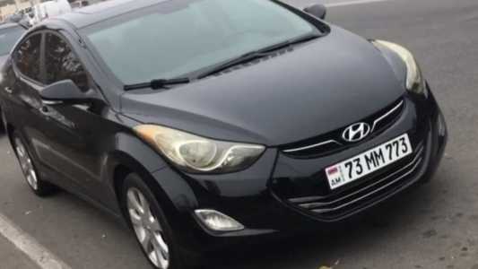 Hyundai Elantra, Бензин, 2011