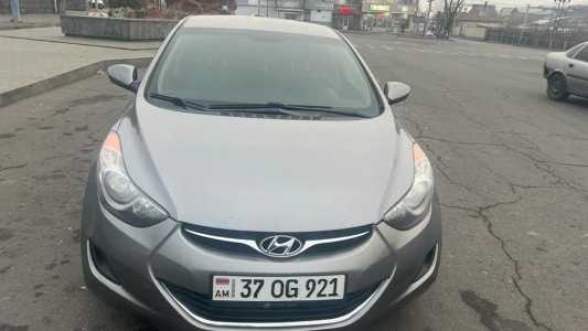 Hyundai Elantra, Бензин, 2011