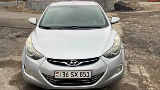 Hyundai Elantra, Бензин, 2011