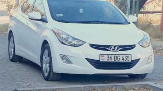 Hyundai Elantra, Бензин, 2012