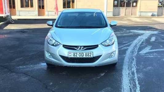 Hyundai Elantra, Бензин, 2012