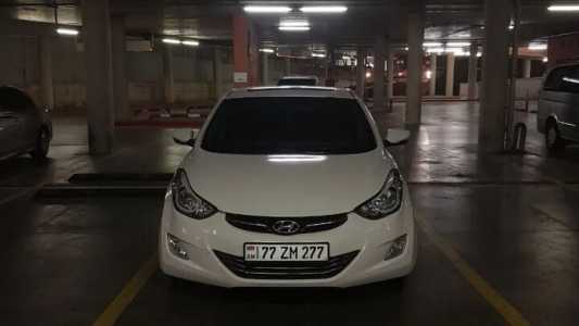 Hyundai Elantra, Бензин, 2012