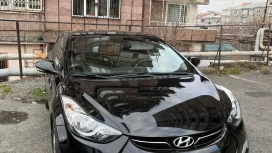 Hyundai Elantra, Бензин, 2012