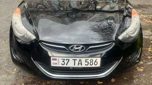 Hyundai Elantra, Бензин, 2013