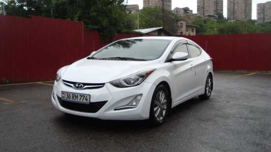 Hyundai Elantra, Бензин, 2015