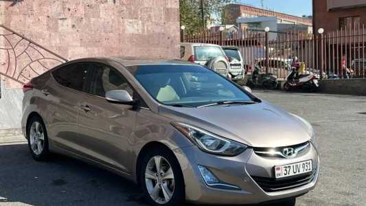 Hyundai Elantra, Бензин, 2015