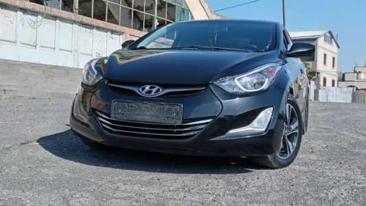 Hyundai Elantra, Бензин, 2015