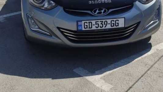 Hyundai Elantra, Бензин, 2015