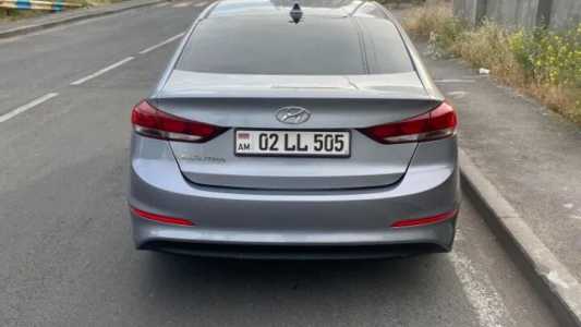 Hyundai Elantra, Бензин, 2016