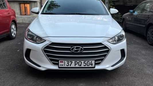 Hyundai Elantra, Бензин, 2016