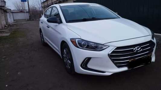 Hyundai Elantra, Бензин, 2016