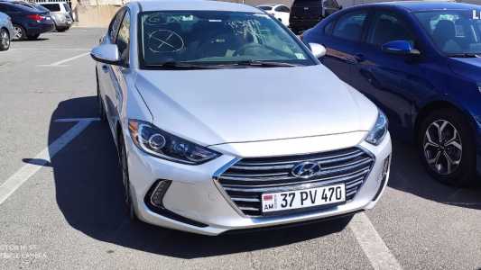 Hyundai Elantra, Бензин, 2016