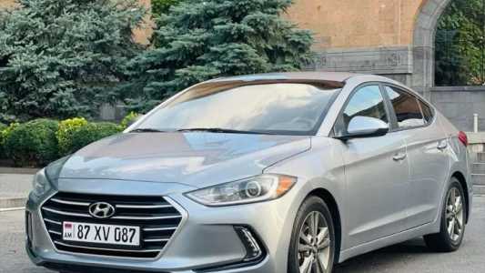 Hyundai Elantra, Бензин, 2016