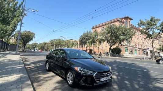 Hyundai Elantra, Бензин, 2016