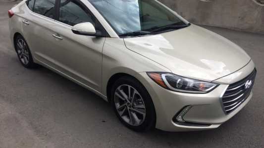 Hyundai Elantra, Бензин, 2016