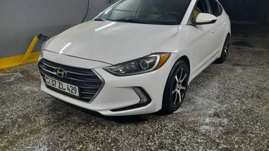 Hyundai Elantra, Бензин, 2017