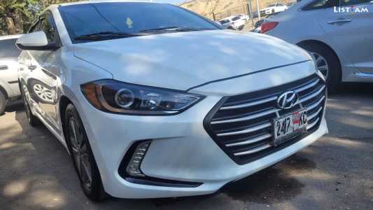 Hyundai Elantra, Бензин, 2017