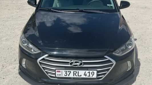 Hyundai Elantra, Бензин, 2017