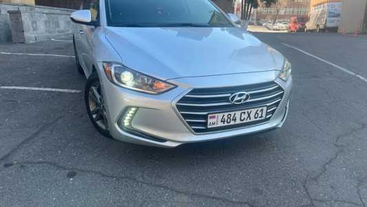 Hyundai Elantra, Бензин, 2017