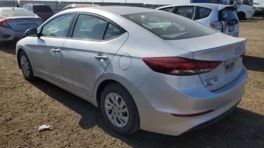 Hyundai Elantra, Бензин, 2017