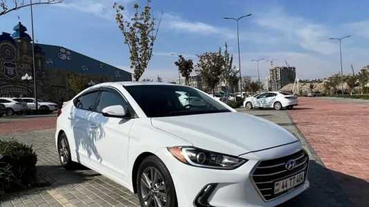 Hyundai Elantra, Бензин, 2018