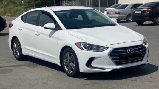 Hyundai Elantra, Бензин, 2018