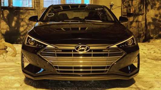 Hyundai Elantra, Бензин, 2018