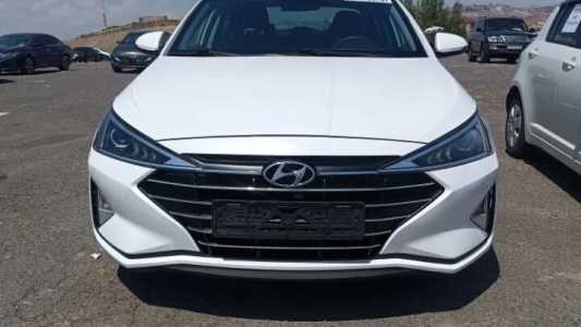 Hyundai Elantra, Бензин, 2018