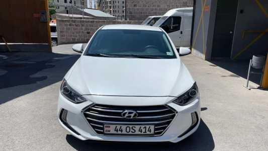 Hyundai Elantra, Бензин, 2018