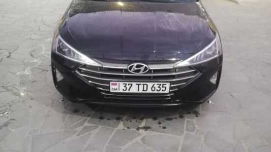 Hyundai Elantra, Бензин, 2018