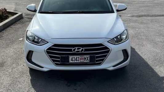 Hyundai Elantra, Бензин, 2018