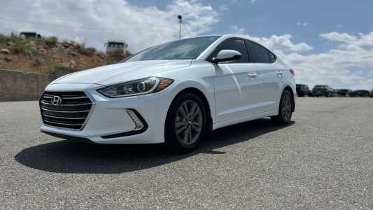 Hyundai Elantra, Бензин, 2018