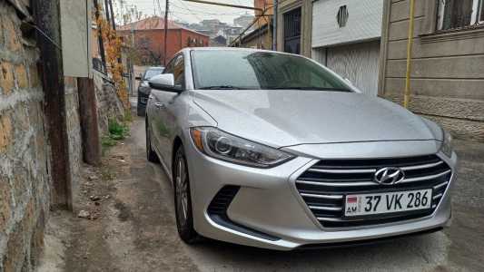 Hyundai Elantra, Бензин, 2018