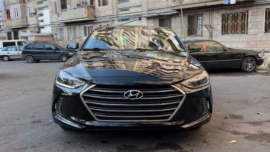 Hyundai Elantra, Бензин, 2018