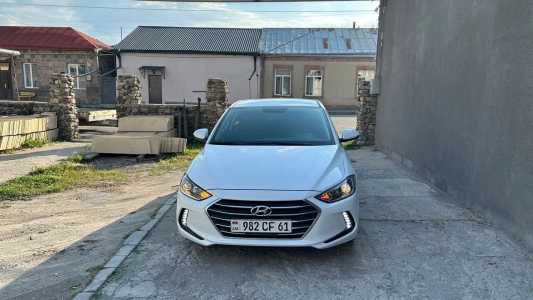 Hyundai Elantra, Бензин, 2018