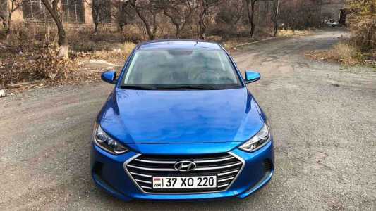 Hyundai Elantra, Бензин, 2018