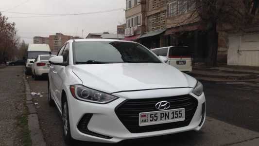 Hyundai Elantra, Бензин, 2018