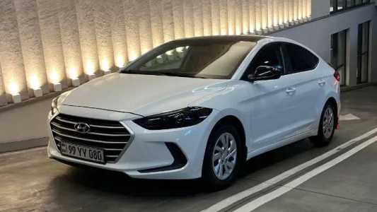 Hyundai Elantra, Бензин, 2018