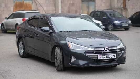 Hyundai Elantra, Бензин, 2019