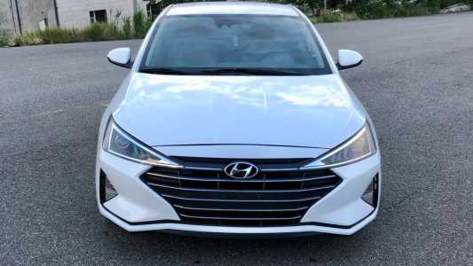 Hyundai Elantra, Бензин, 2019