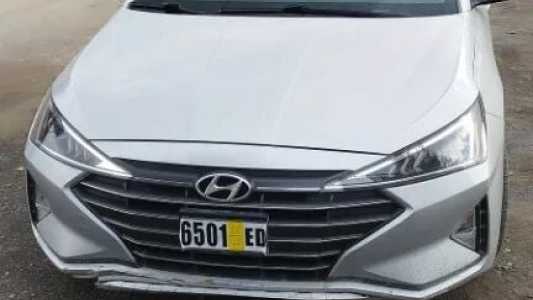 Hyundai Elantra, Бензин, 2019