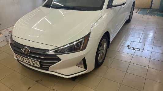 Hyundai Elantra, Бензин, 2019