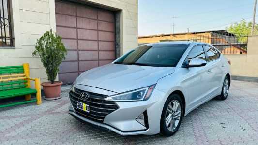 Hyundai Elantra, Бензин, 2019